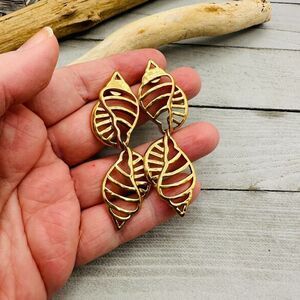 Chico’s Shell Gold Tone Drop Earrings